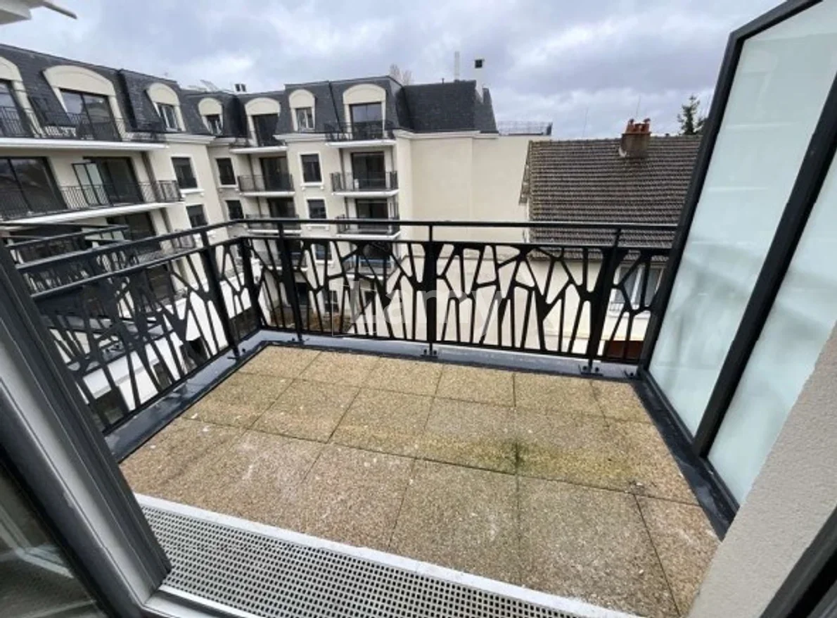 Appartement Avenue de Fontainebleau à Saint-Fargeau-Ponthierry