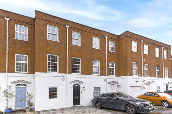 House Sussex Gardens in Greater London