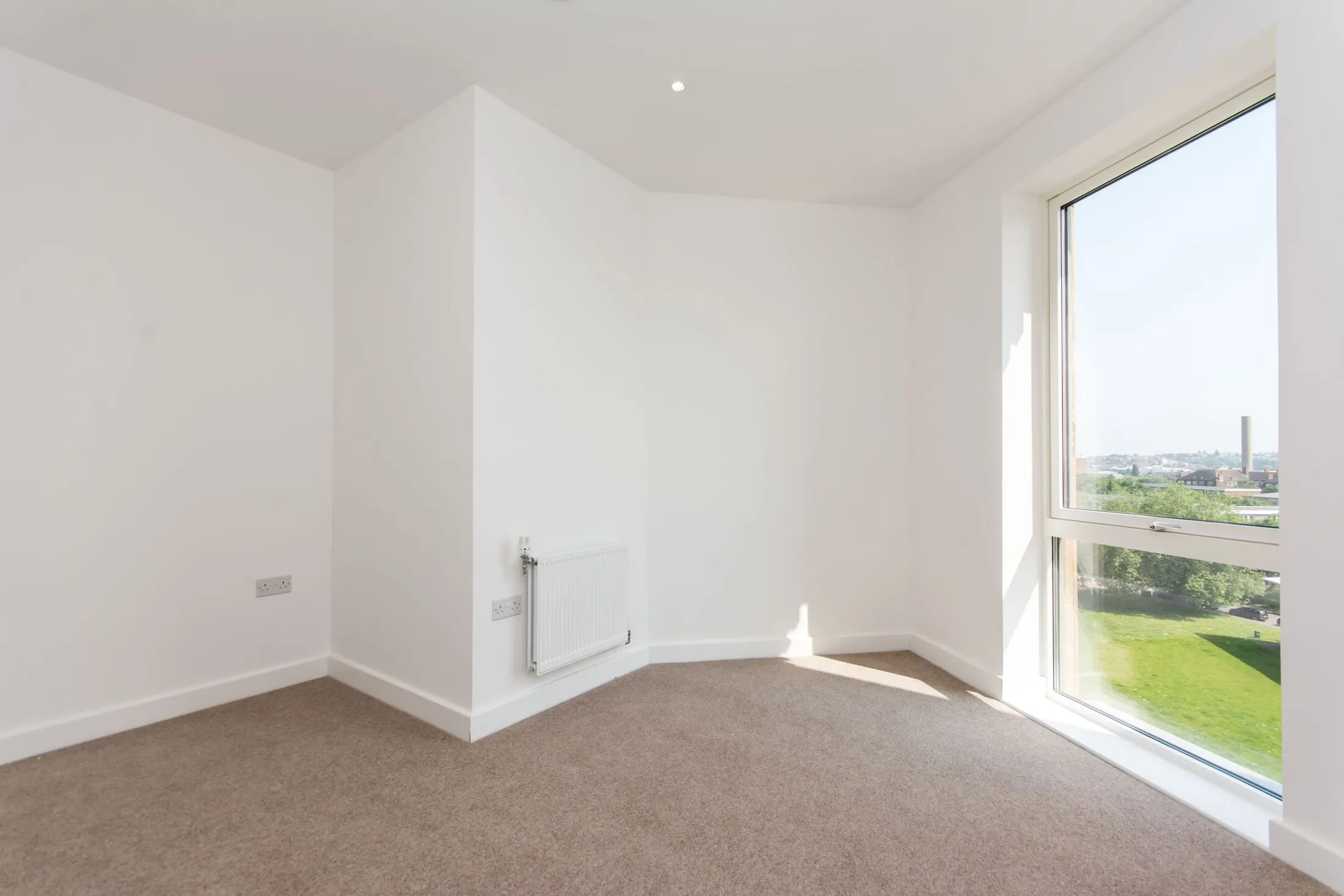 Flat Wood Road in Greater London