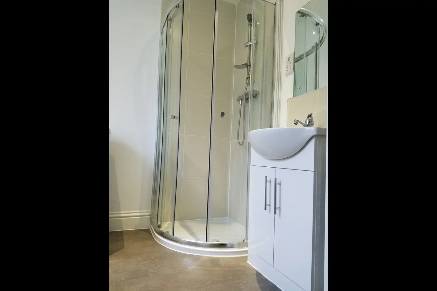Flat Sportsman Place in Greater London