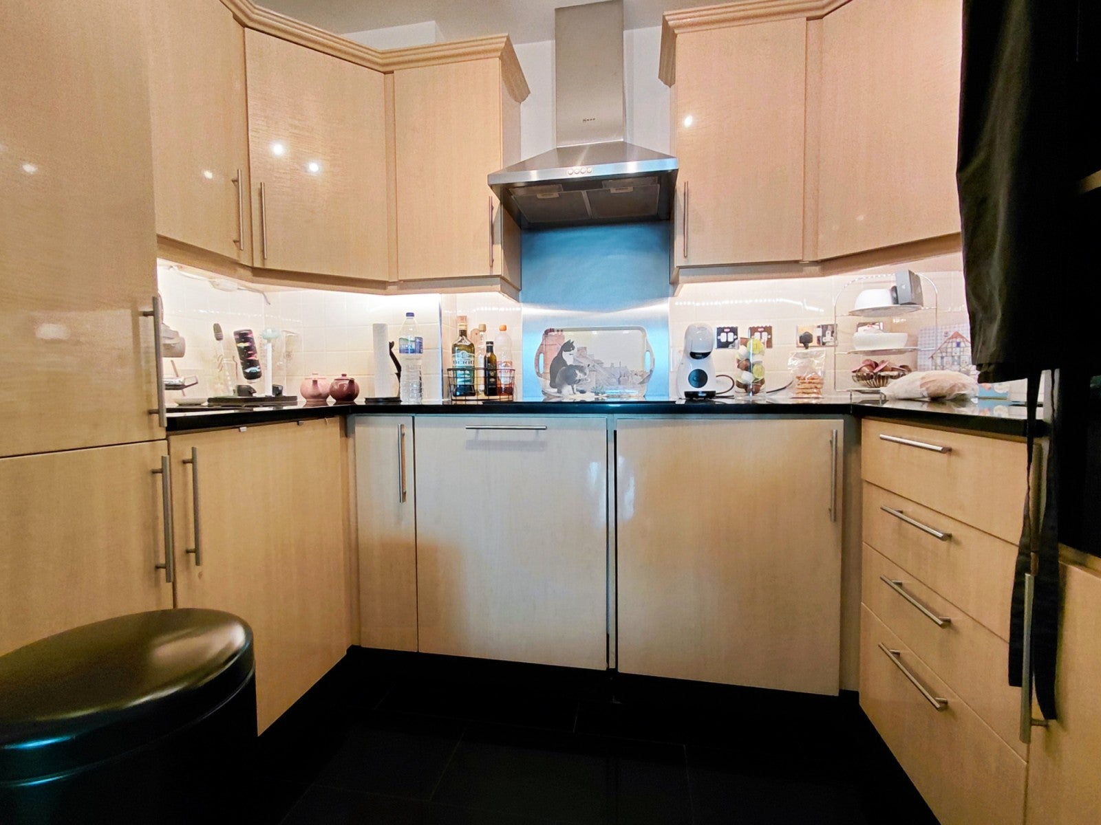 Flat Uxbridge Road in Greater London