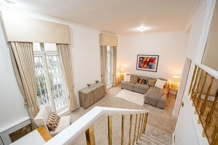 Flat Westbourne Terrace in City of Westminster