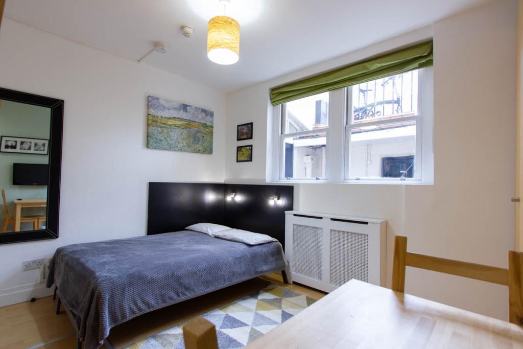 Flat Claverton Street in City of Westminster