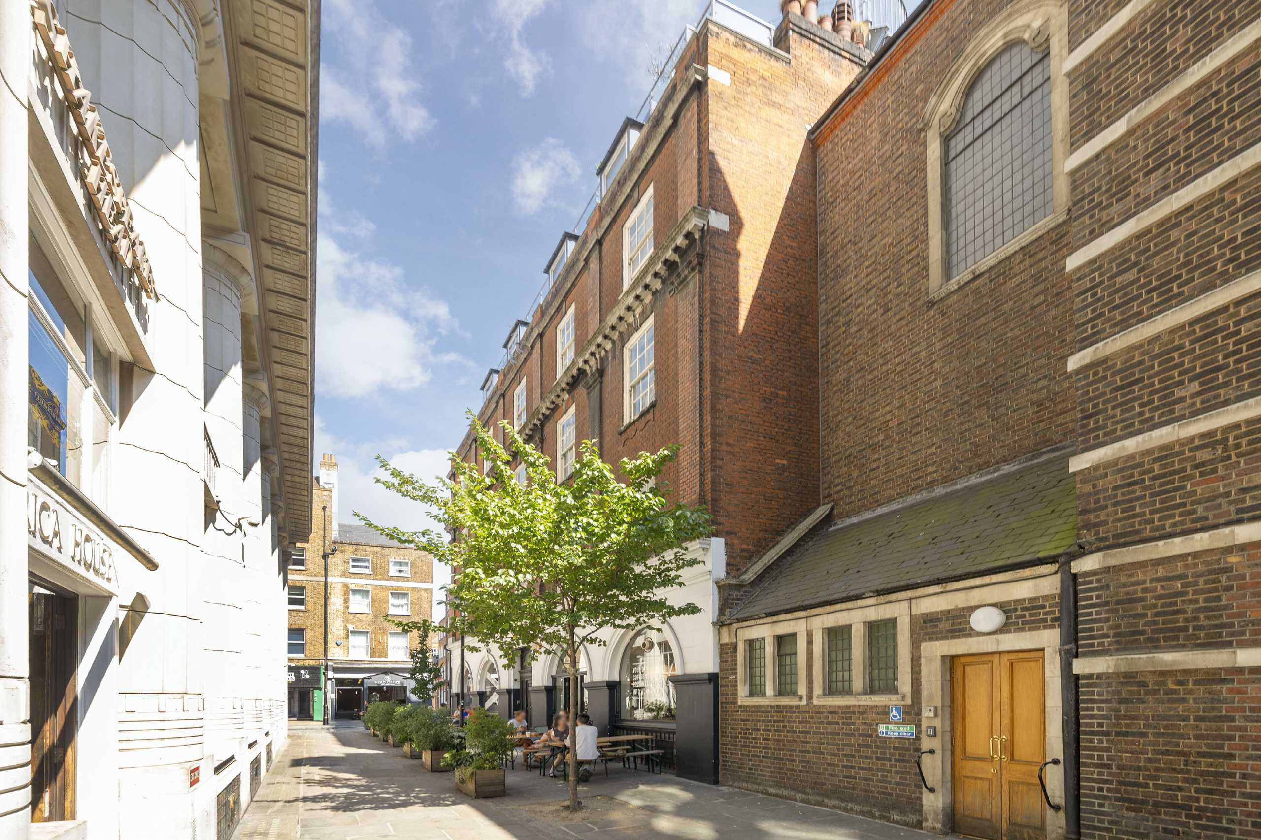 Flat Twyford Place in Greater London