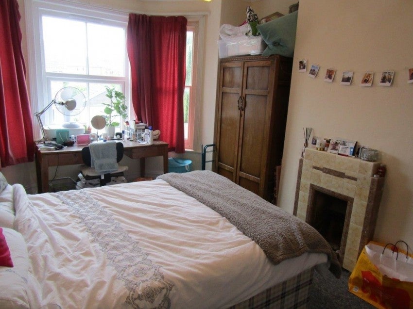 Flat Highfield Lane in Southampton