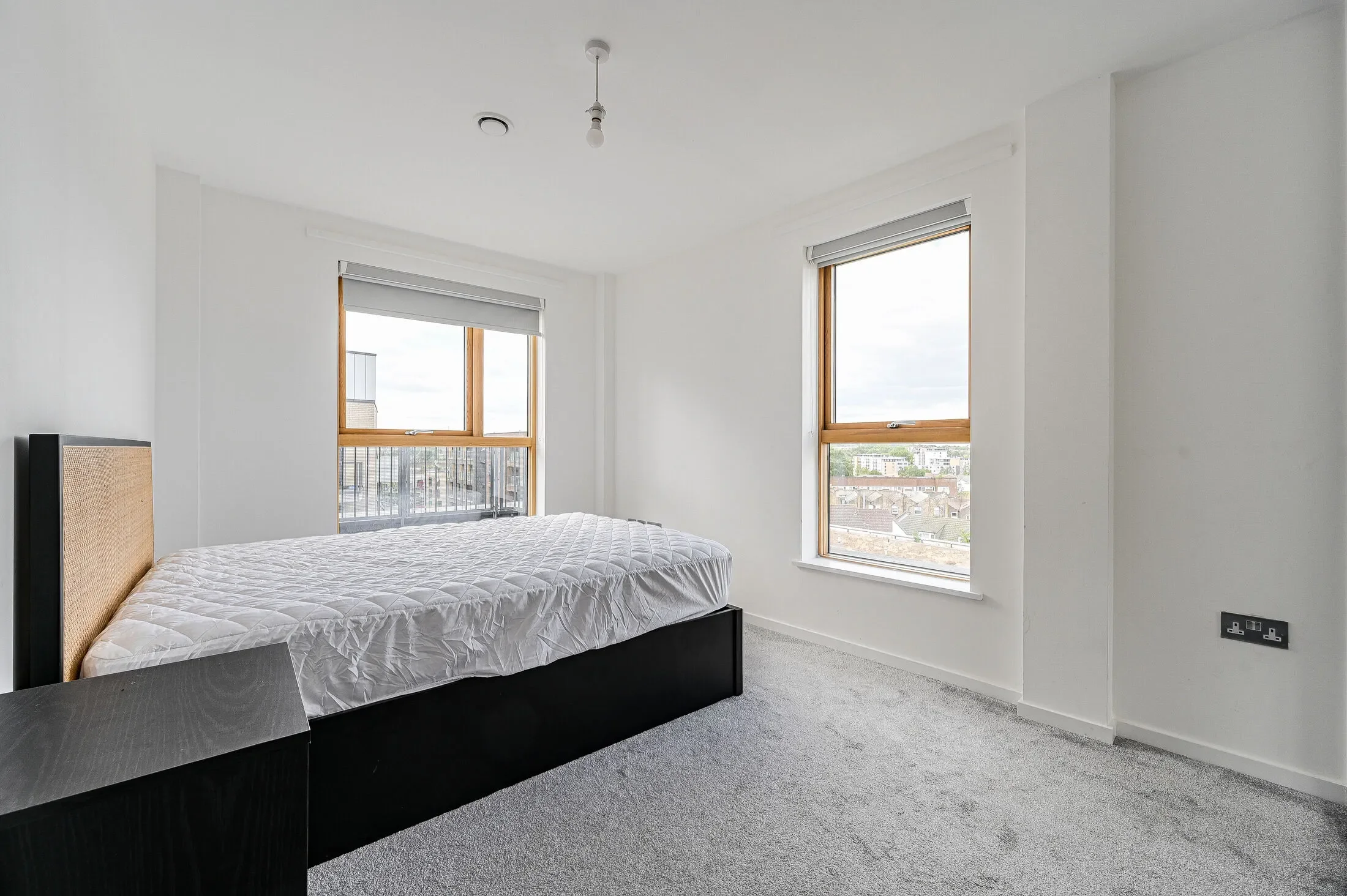 Flat Blackheath Hill in Greater London