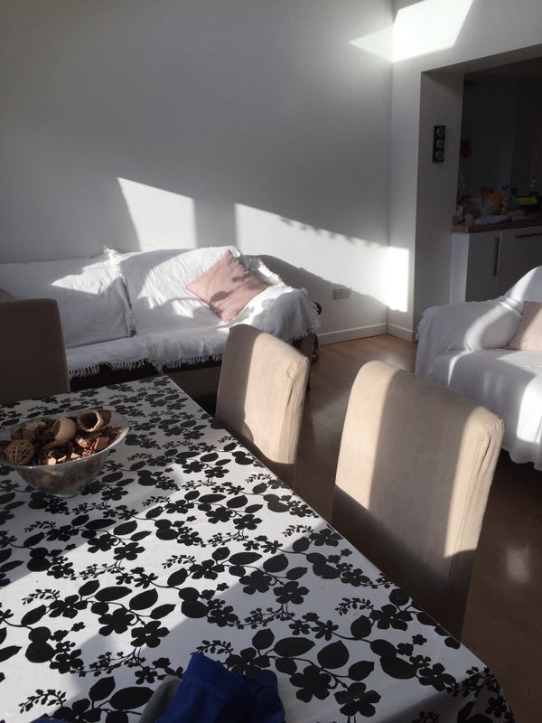 Room Greenfield Crescent in Nailsea