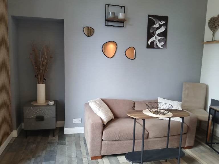Flat Hay Street in Greenock