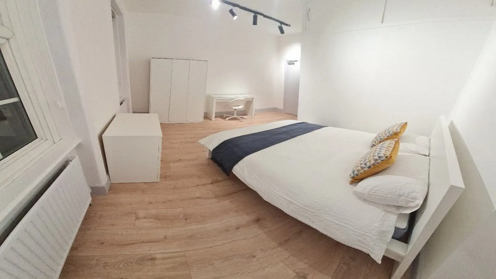 Flat Swinton Street in Greater London