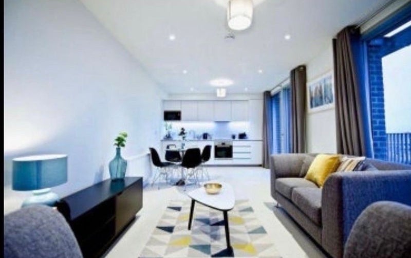 Room Victoria Road in Greater London