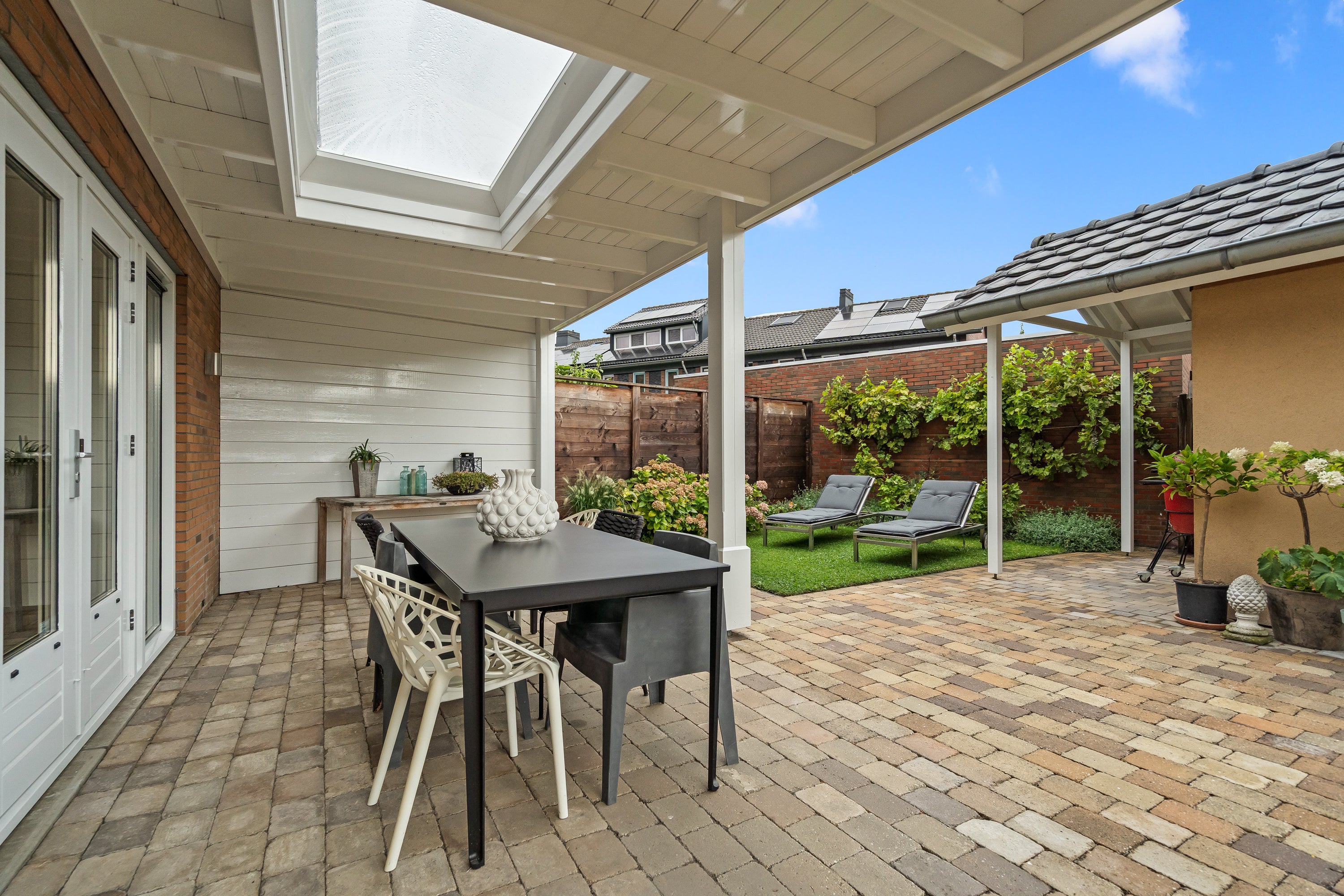 Tussenwoning te koop: Sparrenhout 9, Houten