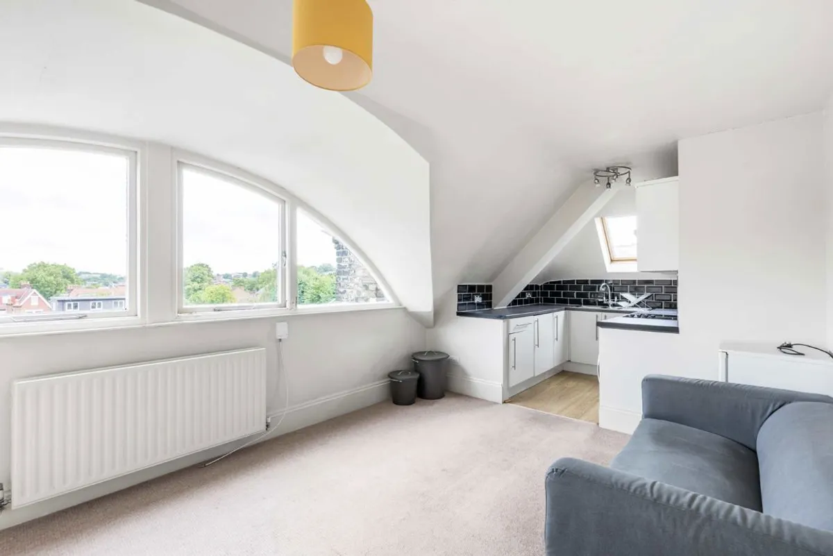 Flat Streatham Common North in Greater London