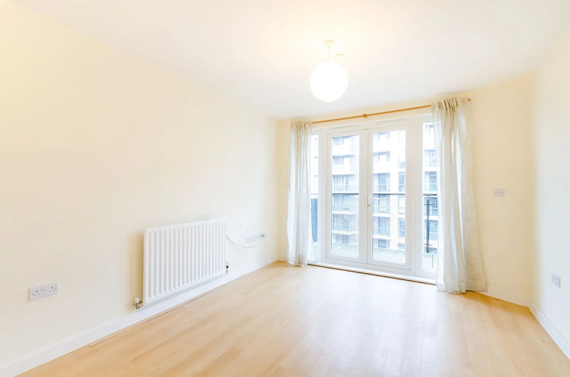 Flat Skerne Road in Greater London