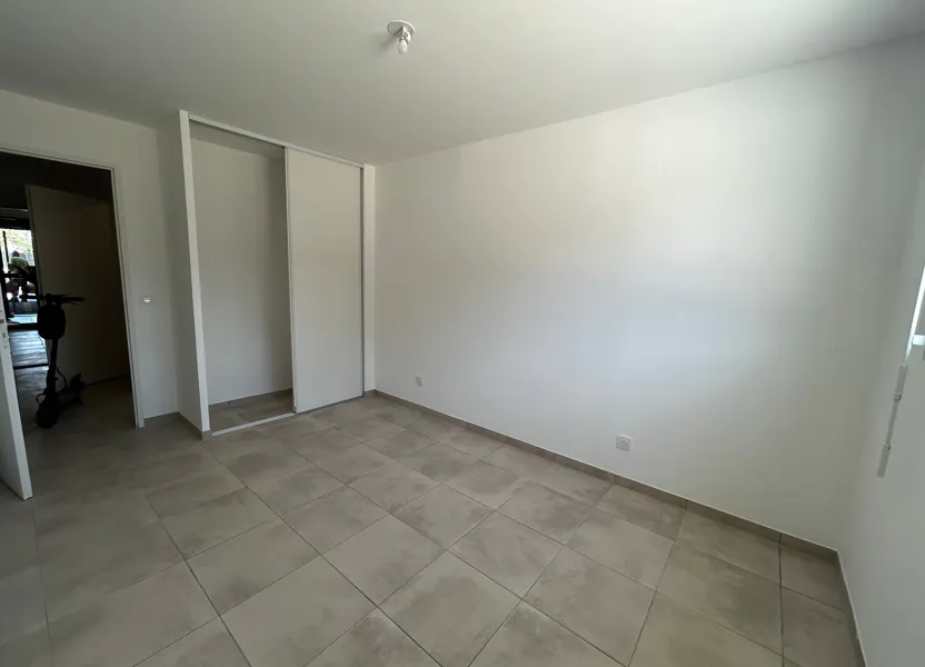 Appartement Place Saint-André à Morières-lès-Avignon