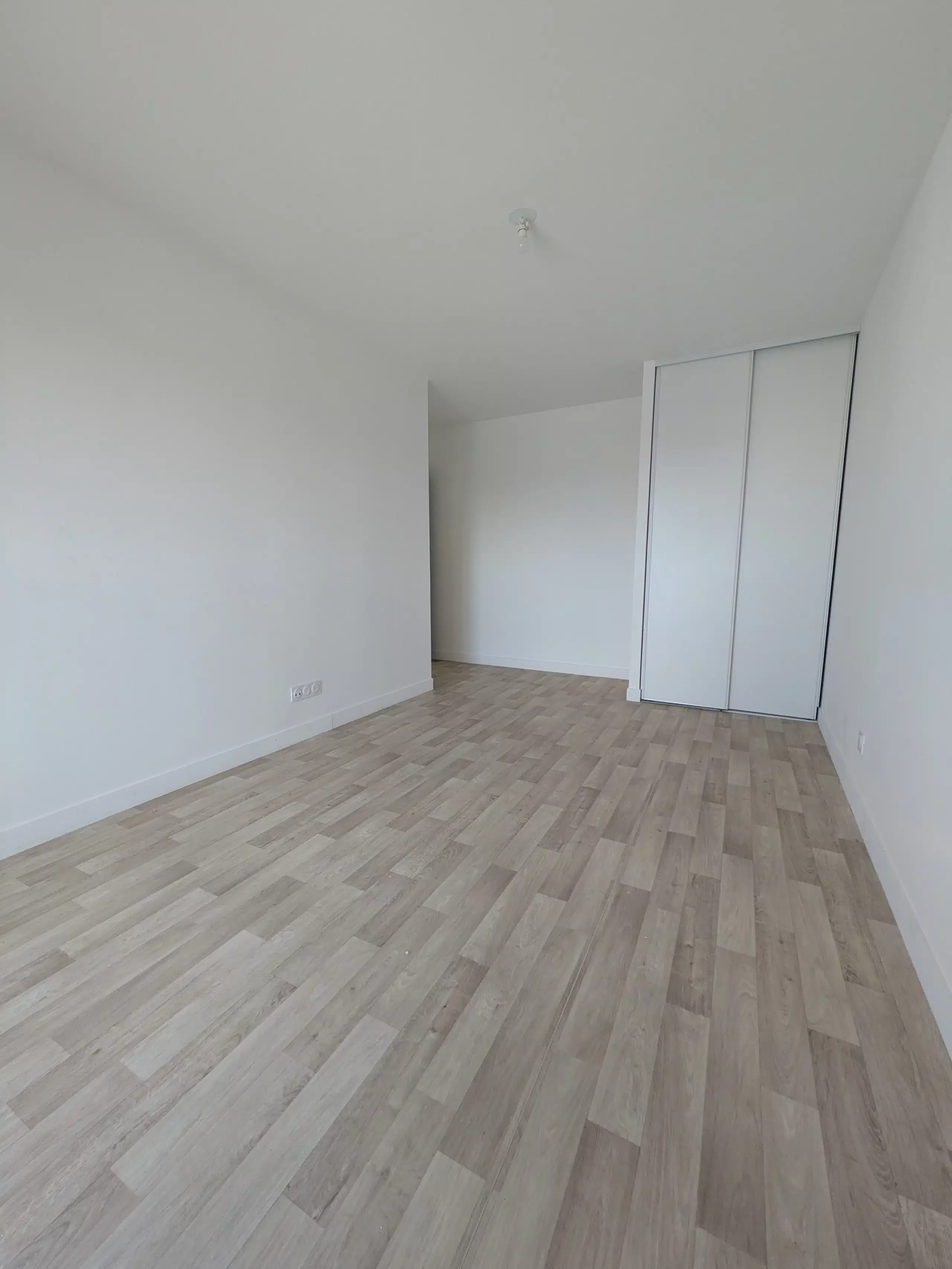 Flat Rue du Châtelet in Montereau-Fault-Yonne