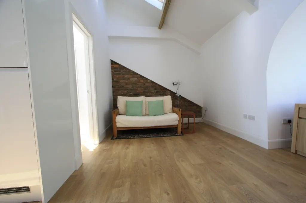 Flat Brighton Road in Greater London