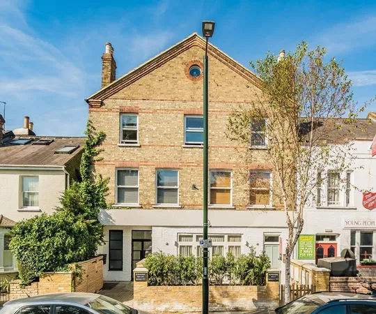 Flat Church Road in Greater London