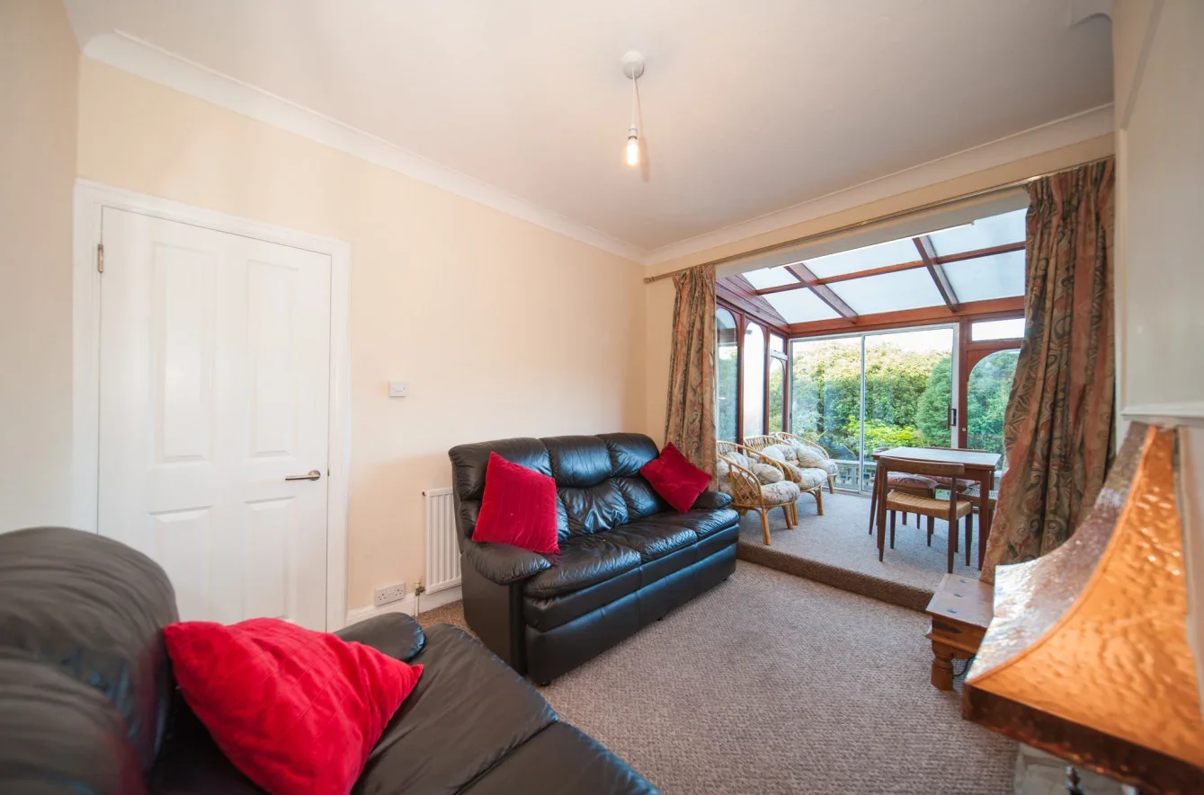 House Edenvale Road in Greater London