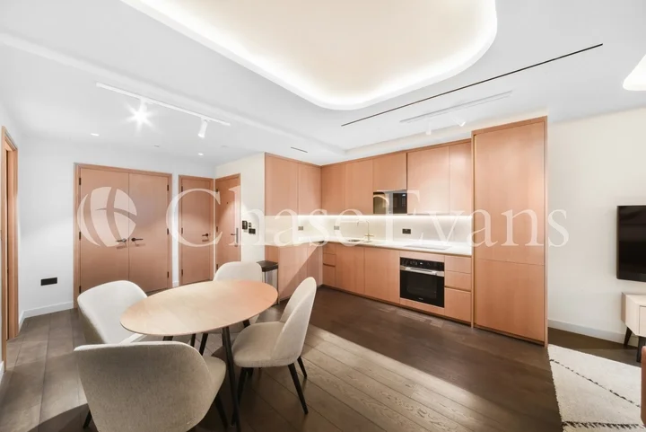 Flat Fareham Street in City of Westminster