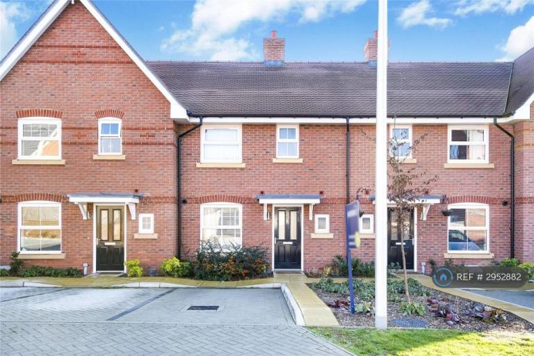 House Whitethorn in Shinfield