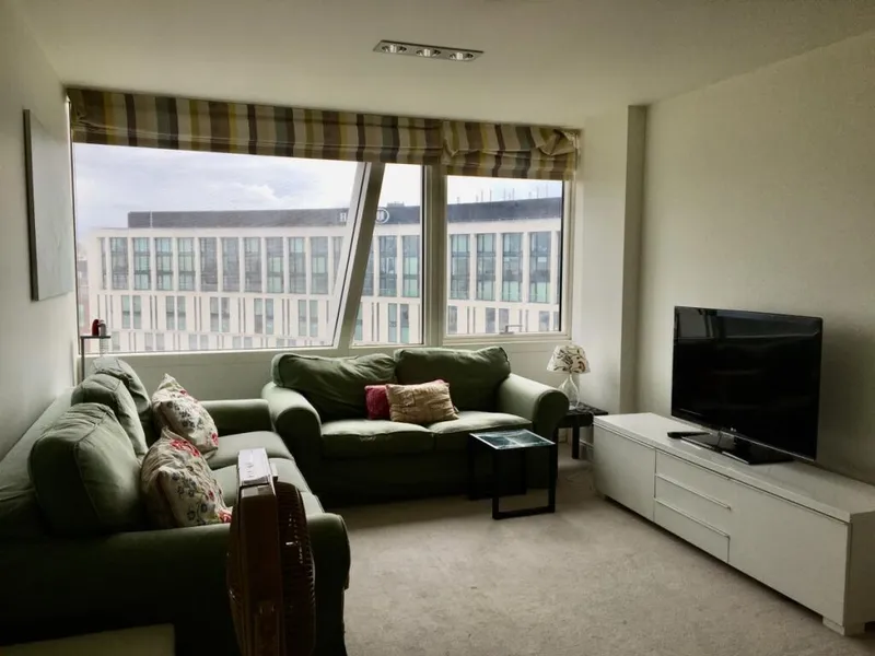 Flat Canning Place in Liverpool