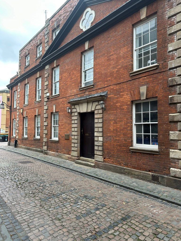 Flat Priory Street in Coventry