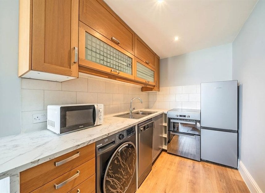 Flat Westbourne Terrace in City of Westminster