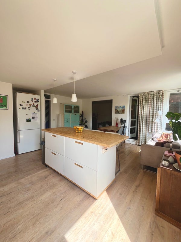 Room Don Phelan Close in Greater London