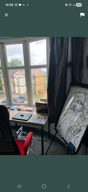 Room Hillside Avenue in Greater London