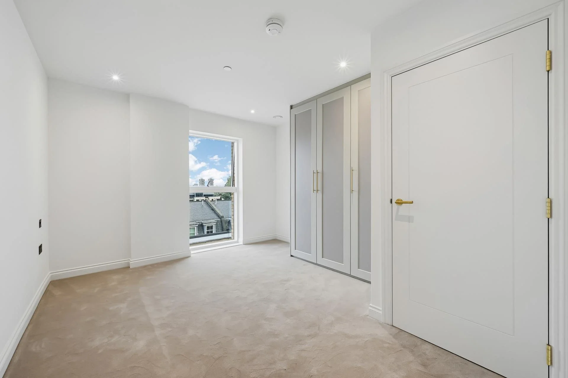 Flat Charlow Close in Greater London