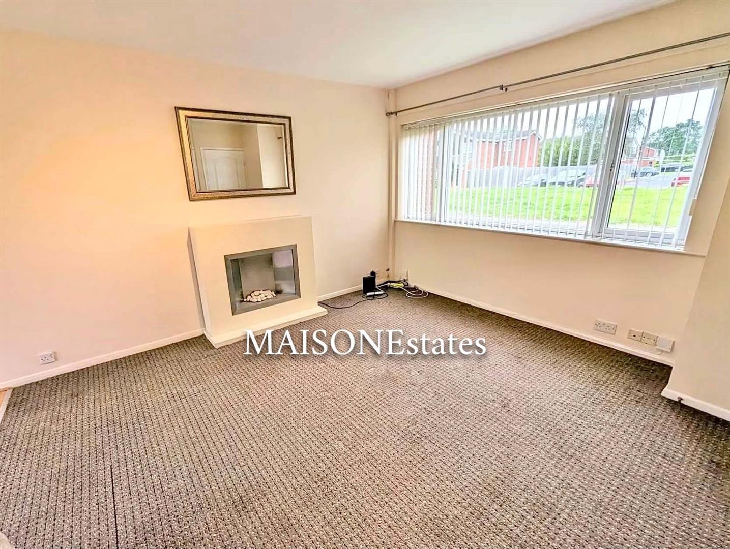 House Tom Ward Close in Coventry