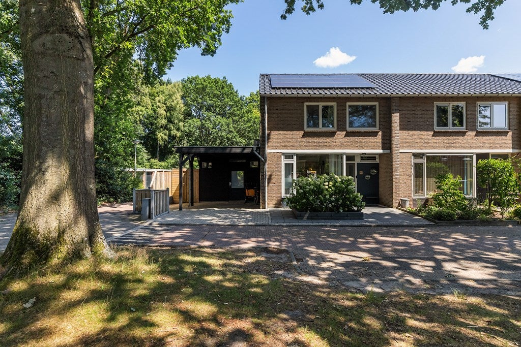 Huis Teunis van Lohuizenstraat 25 in Vaassen
