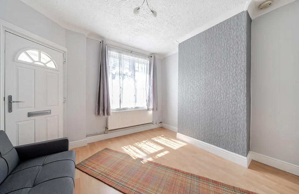 Flat Coteford Street in Greater London