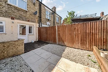 Flat Coteford Street in Greater London