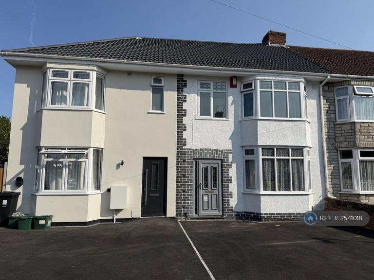 House Kipling Road in Filton