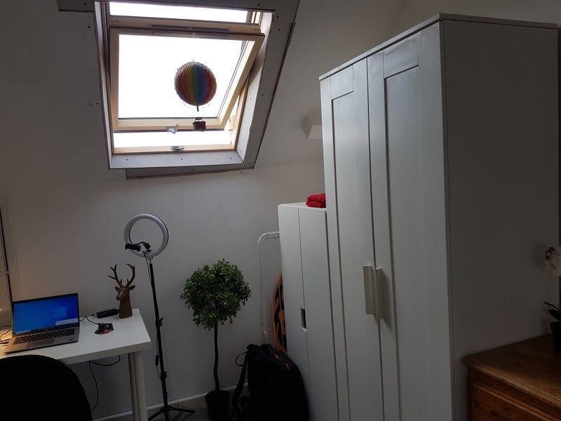 Room Fishponds Road in Bristol