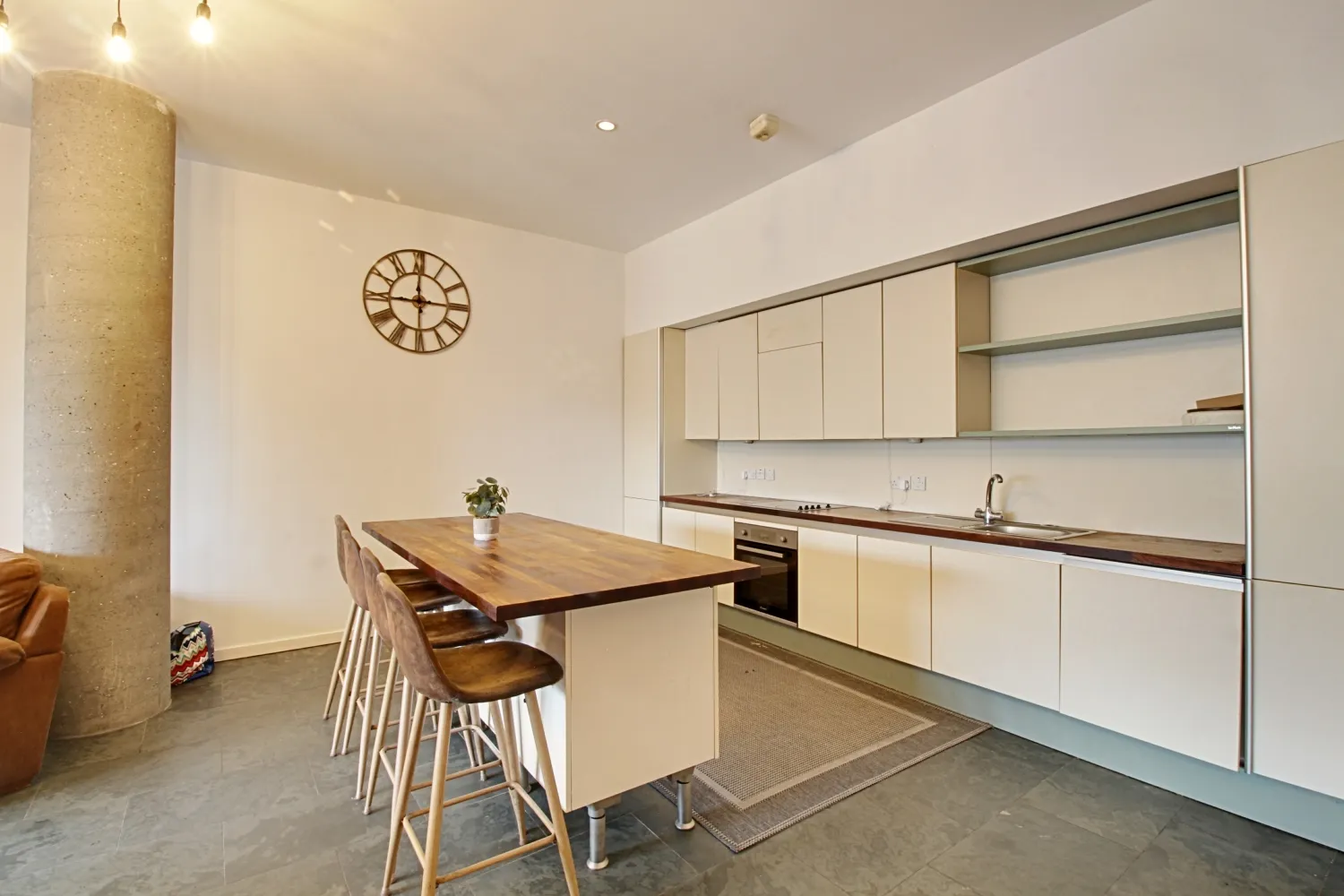 Flat Cheapside in Liverpool