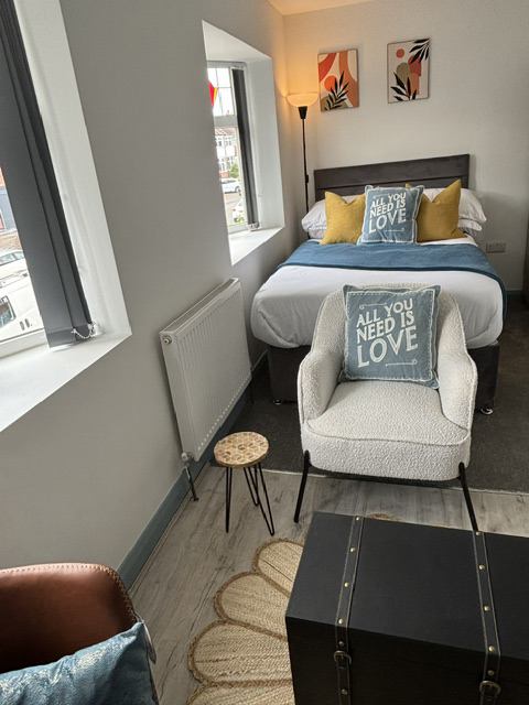 Room Oakthorpe Avenue in Leicester