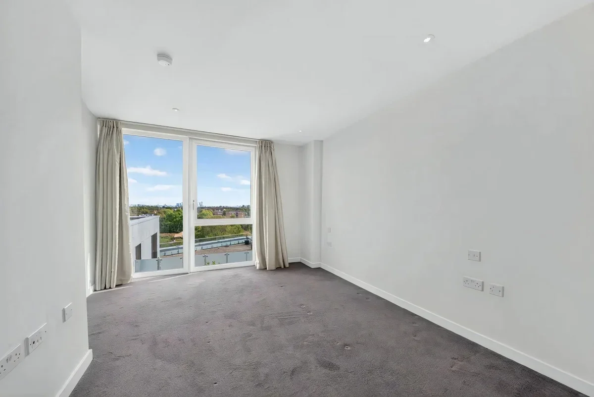 Flat Lordship Road in Greater London