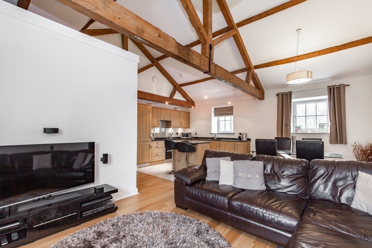 Flat Primrose Close in West Oxfordshire