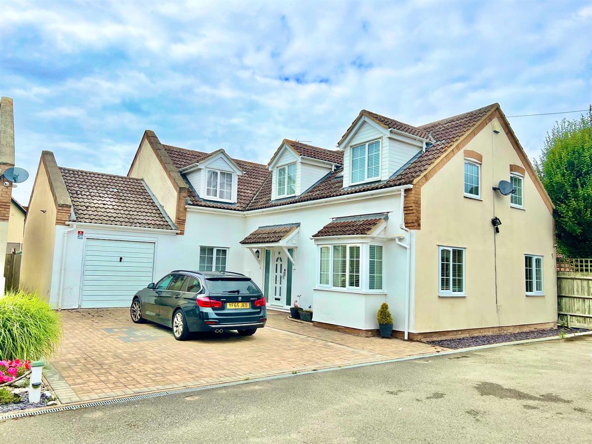 House Bell Lane in Cotton End