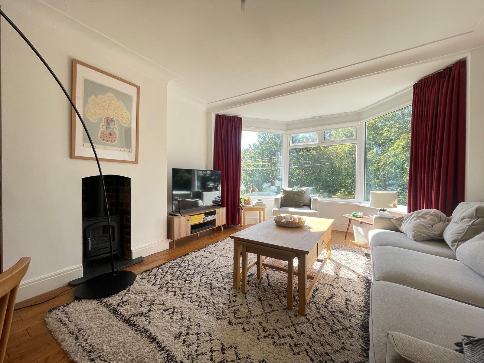 Flat Hollin Gardens in Leeds
