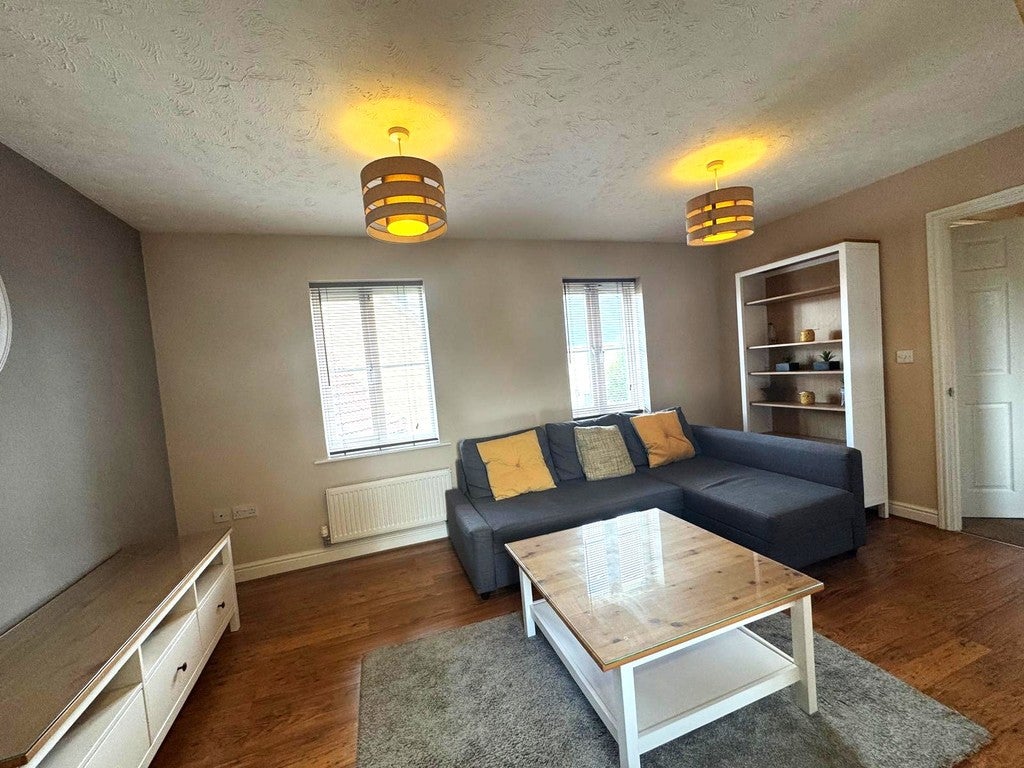 Flat Selway Drive in West Suffolk