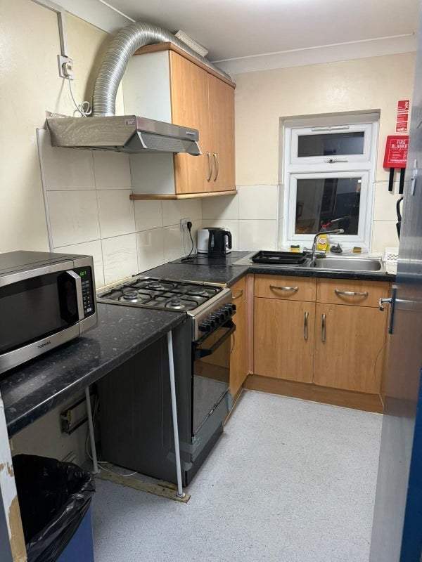 Room Tanner Street in Greater London