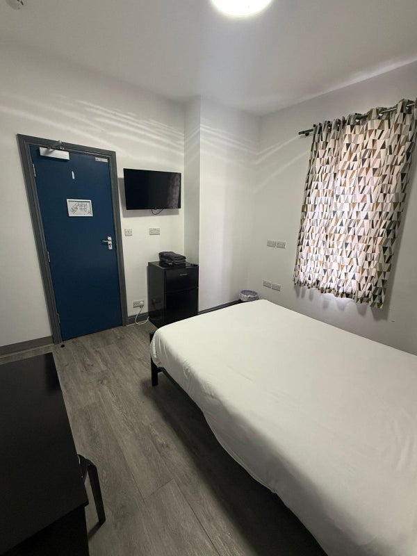 Room Tanner Street in Greater London