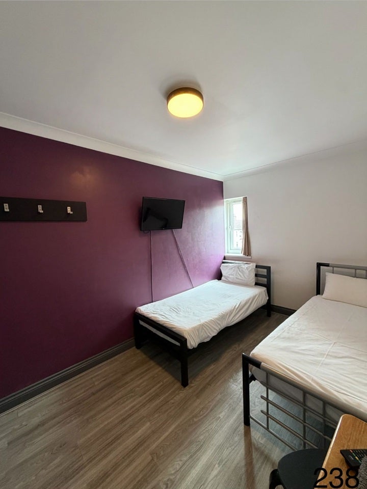Room Tanner Street in Greater London