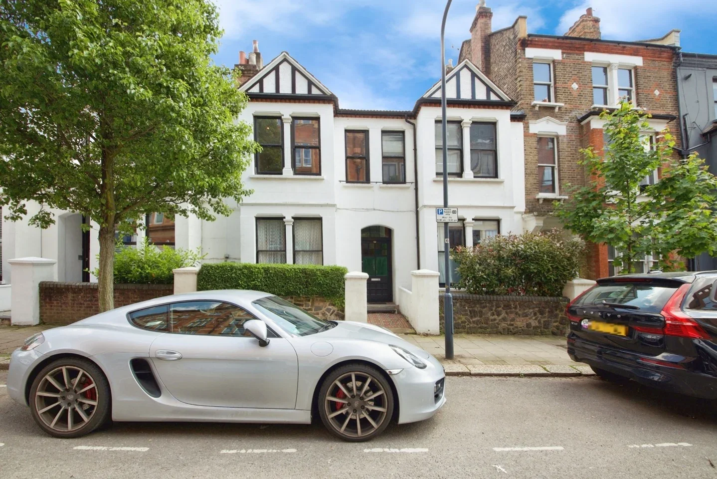 Flat Glengall Road in Greater London