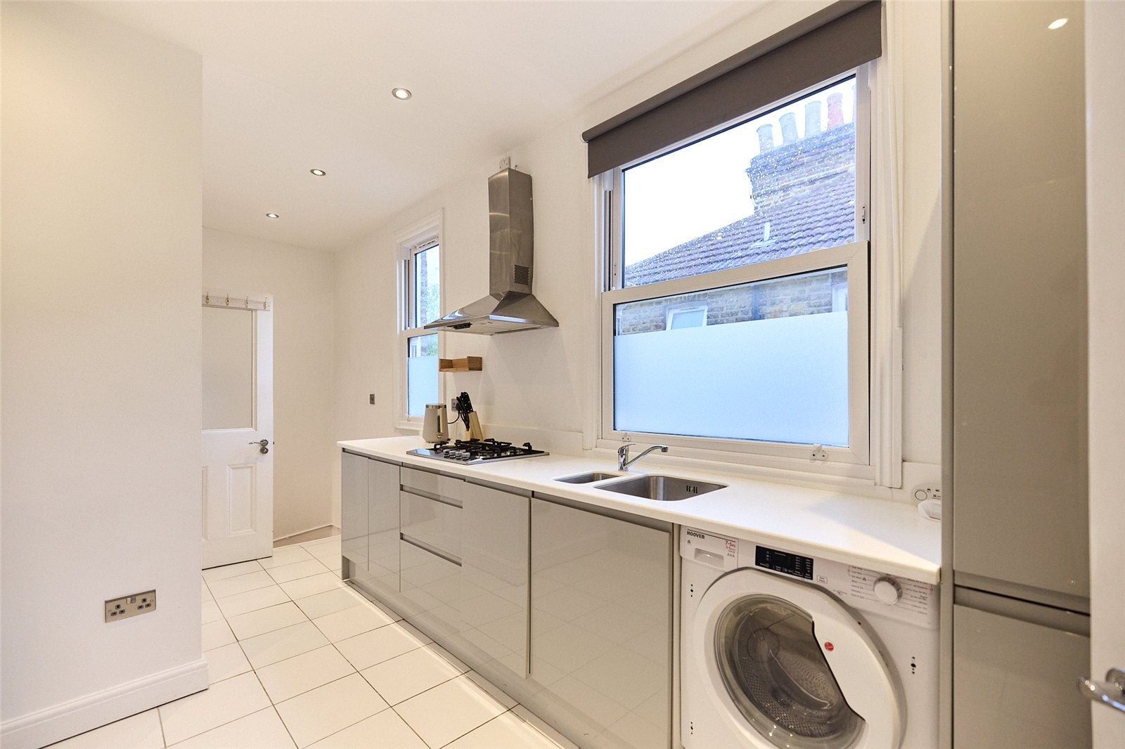 Flat Edgington Road in Greater London