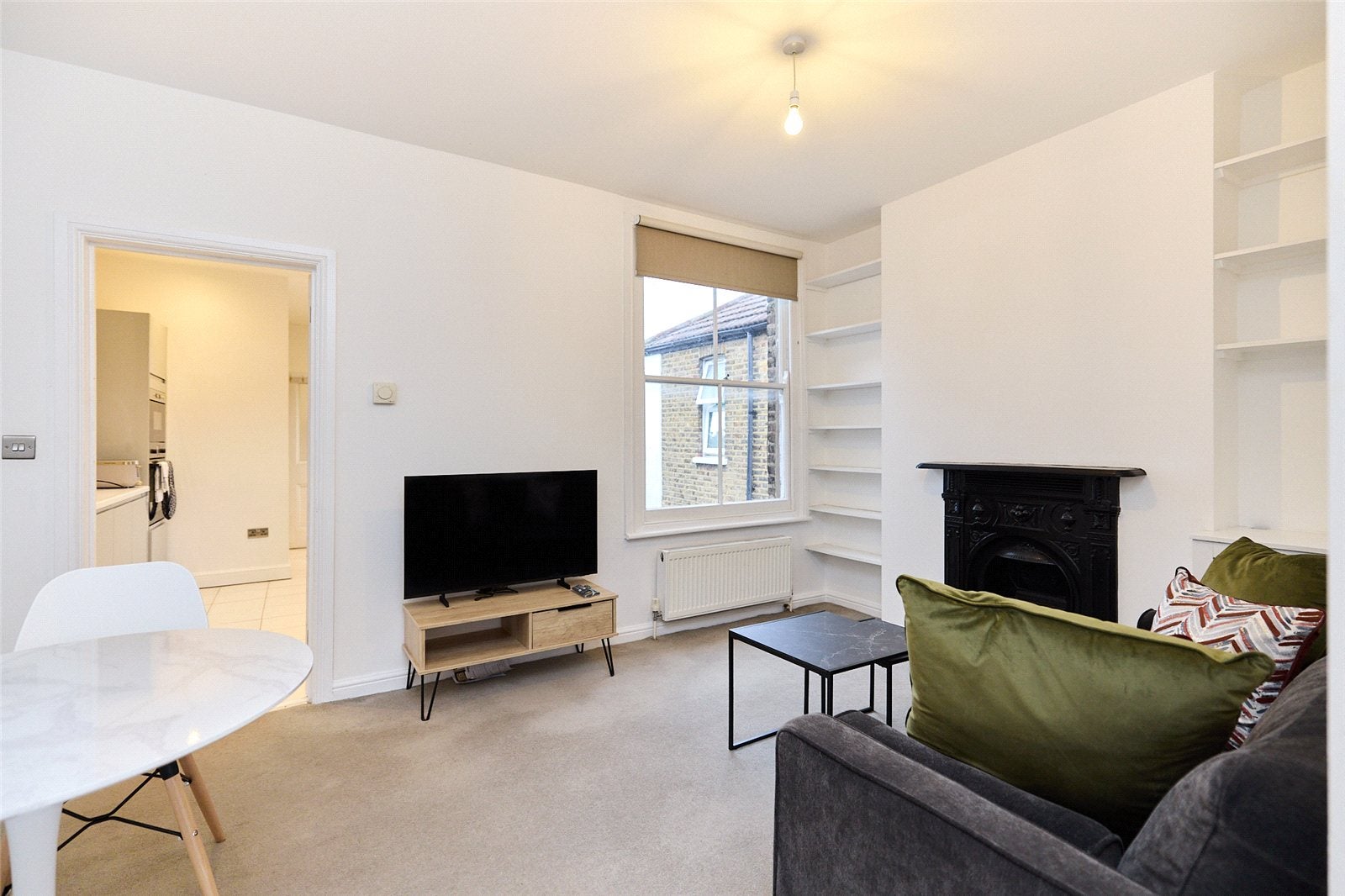 Flat Edgington Road in Greater London