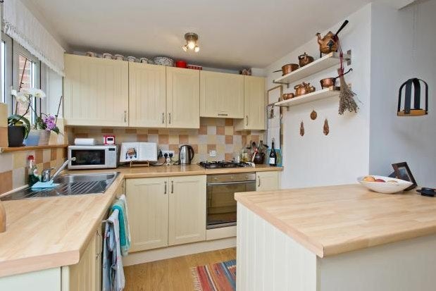 Flat Carlton Park Avenue in Greater London